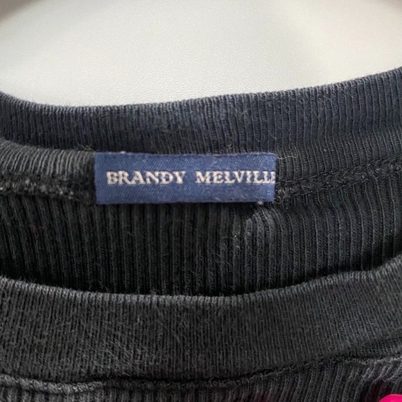 Brandy Melville Ribbed Baby T-Shirt Cropped Black/Grey - Picture 5 of 5